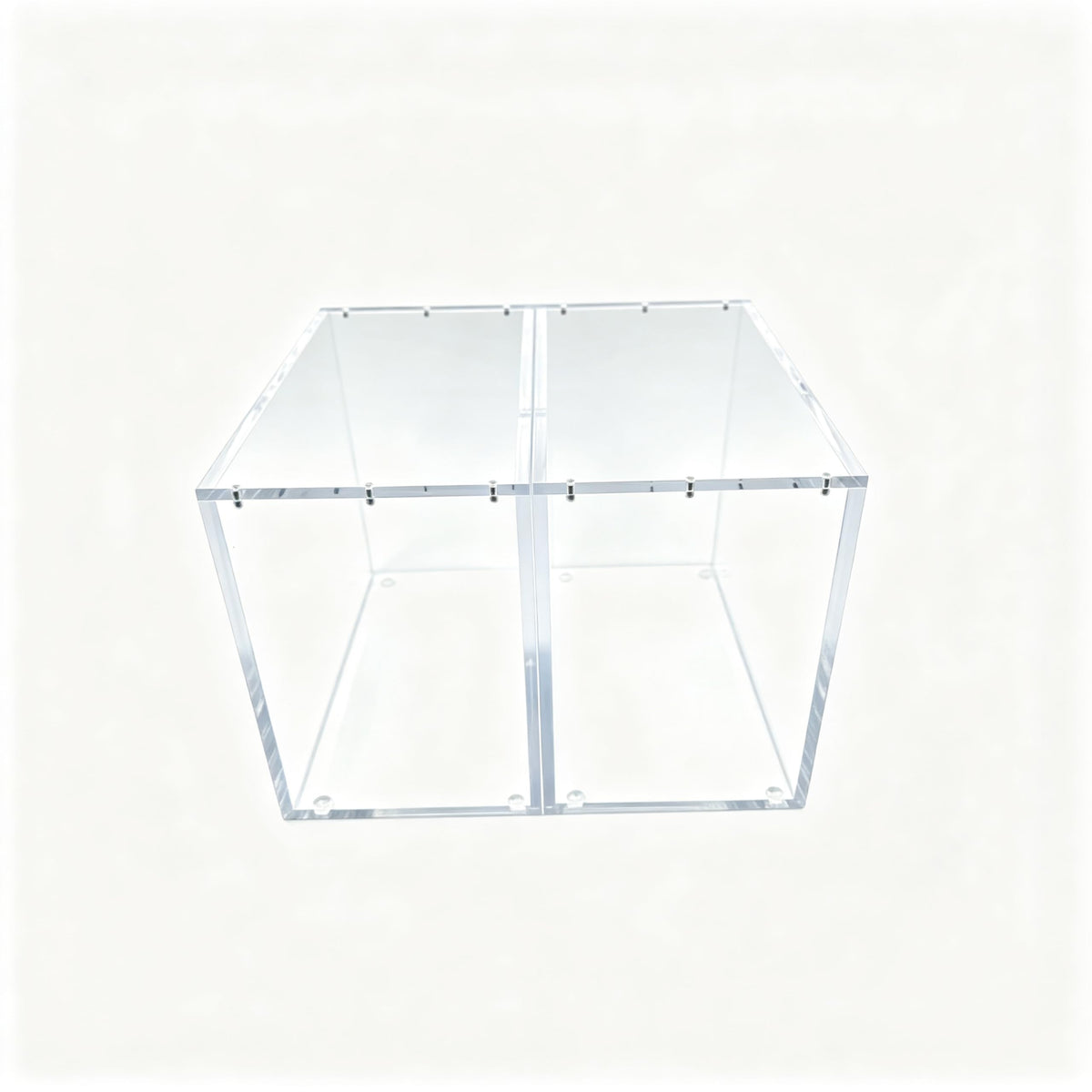 Magnetic Acrylic Case Protector L835196
