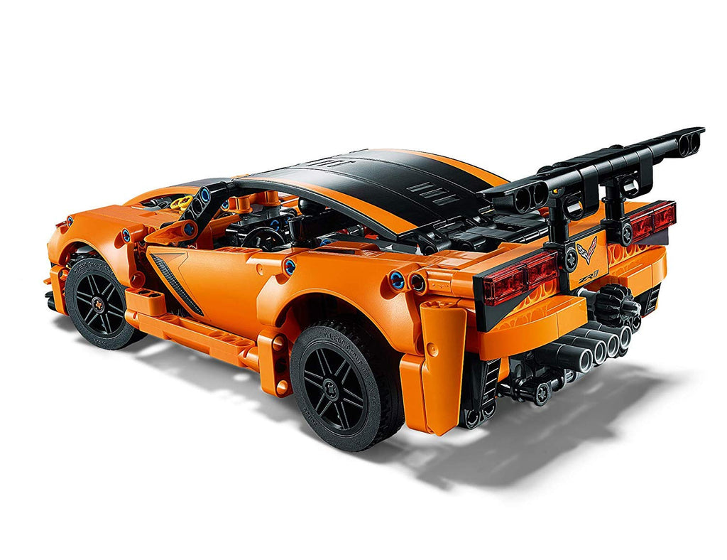 Collectible Car Model Construction Set J3101