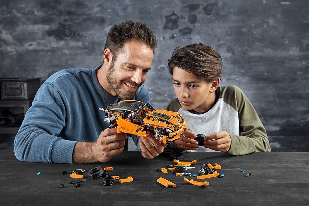 Collectible Car Model Construction Set J3101